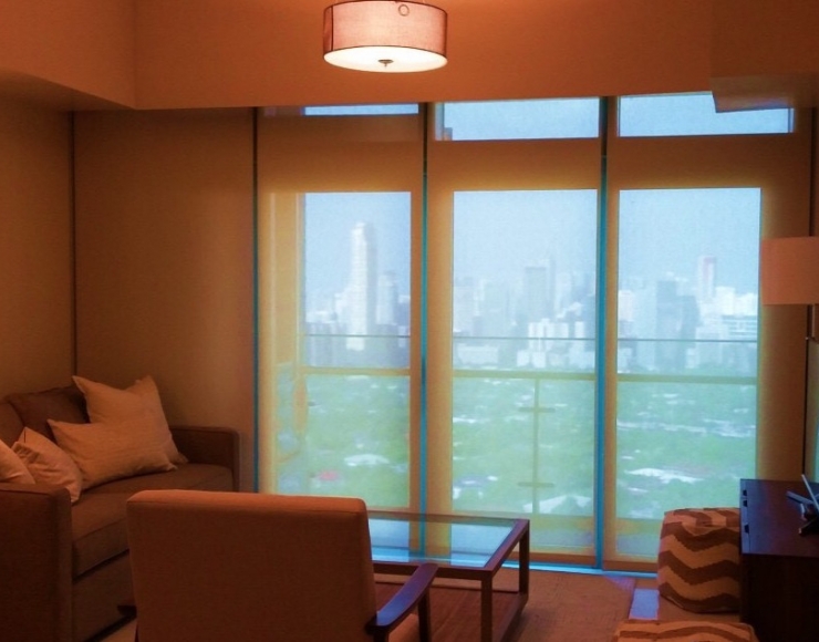 Three Bedroom 3BR Condo Unit with Balcony For Sale in 8 Forbestown Road