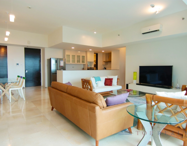 Corner Two Bedroom Unit for Sale at Grand Hyatt Residences in 8th Avenue corner, 35th St, Taguig I Unit with Amenity View